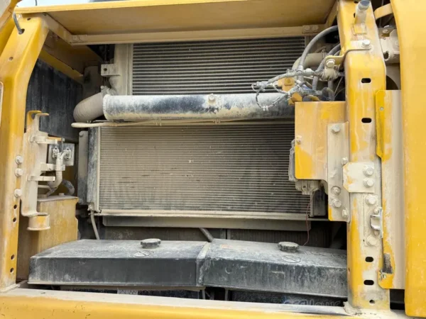 matériel tp occasion pelle sur chenille komatsu gsc négoce