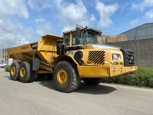 VOLVO A35 E