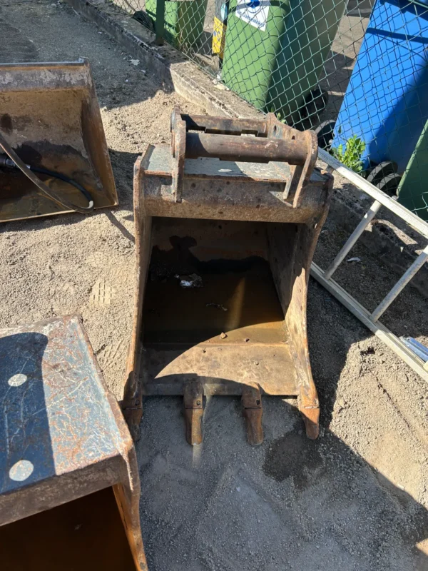 KOMATSU PC 80MR-3 – Image 17