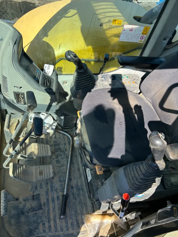KOMATSU PC 80MR-3 – Image 11