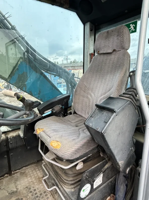 FUCHS MHL 320 – Image 11