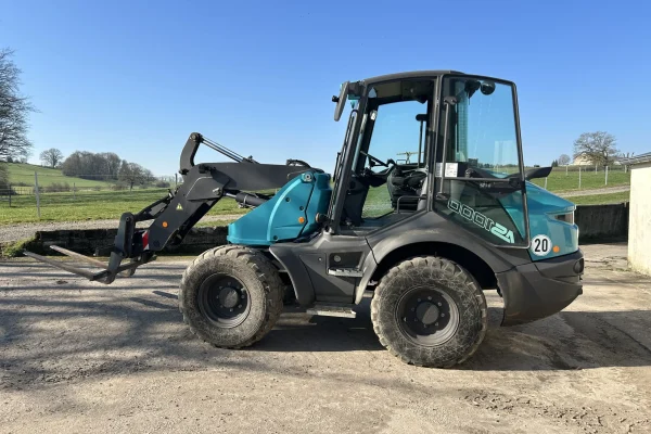 CHARGEUSE SUR PNEUS SWING MECALAC AS100015 GODET 4 EN 1